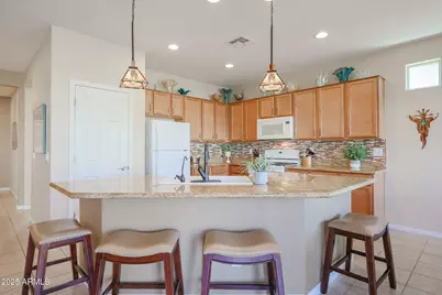 17574 W Nighthawk Way, Goodyear, AZ 85338 - Photo 8