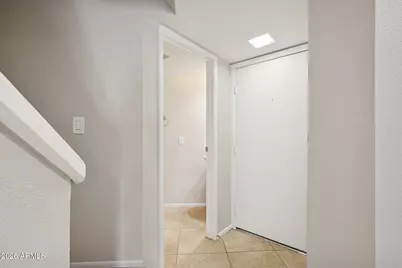 935 N Granite Reef Road #89, Scottsdale, AZ 85257 - Photo 10