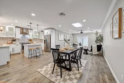 7651 E Coolidge Street, Scottsdale, AZ 85251 - Photo 2