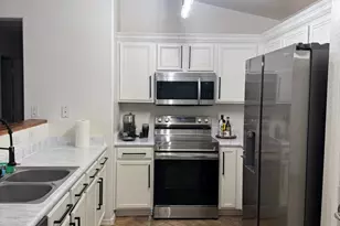 23564 N Wilderness Way, Florence, AZ 85132 - Photo 4