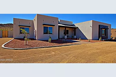 1235 E Hohokam Lane, New River, AZ 85087 - Photo 4