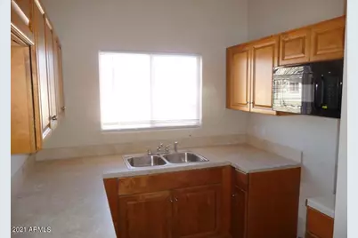 7110 N 68 Avenue #2, Glendale, AZ 85303 - Photo 2