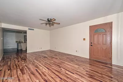 11002 N 45th Avenue, Glendale, AZ 85304 - Photo 14