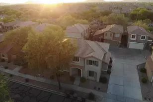 21842 N 40th Pl, Phoenix, AZ 85050 - Photo 38