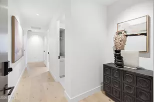 4849 N Camelback Rdg Dr, Scottsdale, AZ 85251 - Photo 6