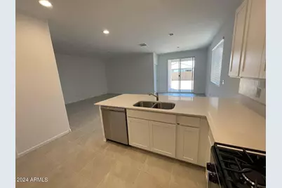 2919 E Hayfield Way, San Tan Valley, AZ 85140 - Photo 4