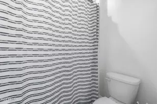 7620 W Raymond St, Phoenix, AZ 85043 - Photo 32