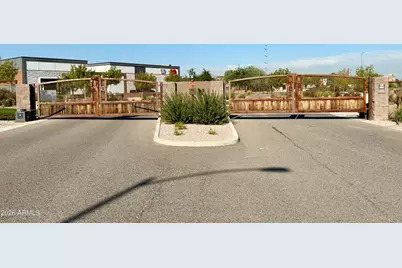 3355 E Constance Way, Phoenix, AZ 85042 - Photo 42