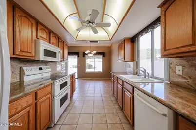 13834 N 20th Street, Phoenix, AZ 85022 - Photo 12