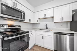 3131 E Fairmount Ave, Phoenix, AZ 85016 - Photo 6