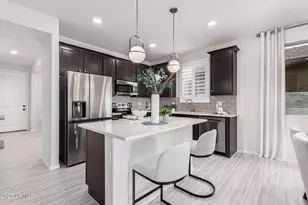 18238 W Soft Wind Dr, Surprise, AZ 85387 - Photo 10