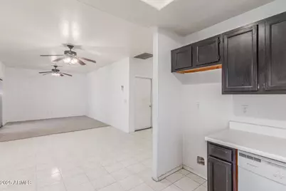 8676 W Mountain View Road, Peoria, AZ 85345 - Photo 16