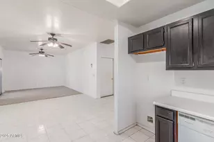 8676 W Mountain View Rd, Peoria, AZ 85345 - Photo 16