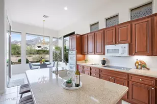 3124 E Squaw Peak Cir, Phoenix, AZ 85016 - Photo 8