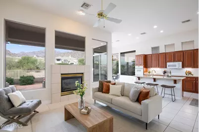 3124 E Squaw Peak Circle, Phoenix, AZ 85016 - Photo 6