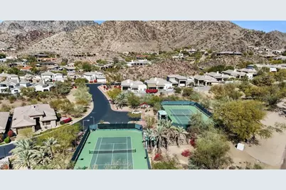 3124 E Squaw Peak Circle, Phoenix, AZ 85016 - Photo 32