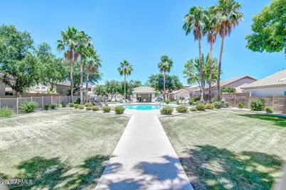 8419 W Salter Drive, Peoria, AZ 85382 - Photo 16