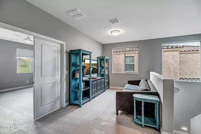 517 E Balao Drive E, Phoenix, AZ 85085 - Photo 12