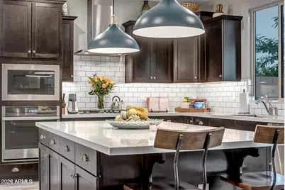 517 E Balao Drive E, Phoenix, AZ 85085 - Photo 8