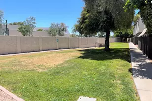 2938 N 61st Pl, Scottsdale, AZ 85251 - Photo 14