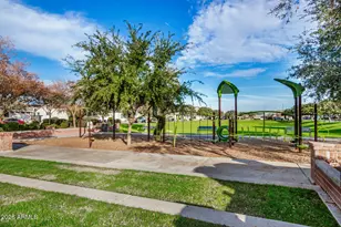 14387 W Charter Oak Rd, Surprise, AZ 85379 - Photo 44