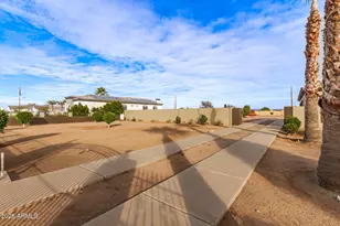 35001 N Surrey Ln, San Tan Valley, AZ 85140 - Photo 4
