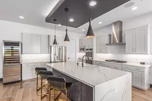 712 E Buist Ave, Phoenix, AZ 85042 - Photo 18