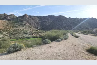 712 E Buist Avenue, Phoenix, AZ 85042 - Photo 72