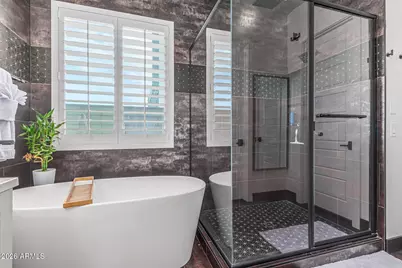 712 E Buist Avenue, Phoenix, AZ 85042 - Photo 26