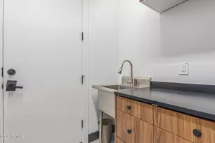 712 E Buist Ave, Phoenix, AZ 85042 - Photo 42