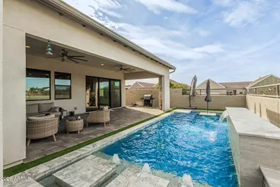 712 E Buist Avenue, Phoenix, AZ 85042 - Photo 10