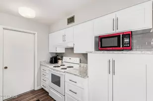 19215 N Camino Del Sol Dr, Sun City West, AZ 85375 - Photo 8