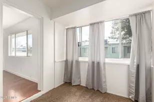 2569 W Berridge Ln, Phoenix, AZ 85017 - Photo 12