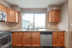 9166 E Laurel Ln, Scottsdale, AZ 85260 - Photo 8