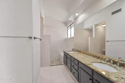 9166 E Laurel Lane, Scottsdale, AZ 85260 - Photo 18