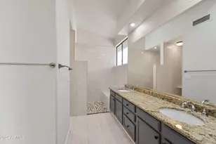 9166 E Laurel Ln, Scottsdale, AZ 85260 - Photo 18