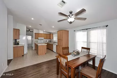 10960 N 67th Avenue #92, Glendale, AZ 85304 - Photo 6