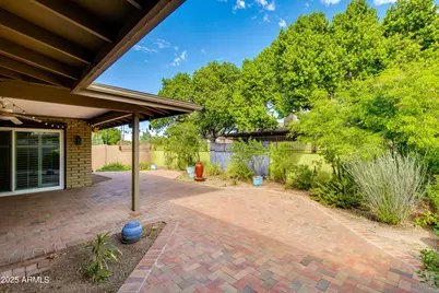 7350 N 11th Street, Phoenix, AZ 85020 - Photo 10