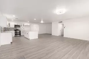 4460 W Avalon Dr, Phoenix, AZ 85031 - Photo 10