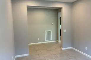 13418 W Mayberry Trail, Peoria, AZ 85383 - Photo 4