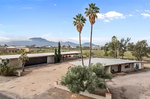 50907 W Iver Rd, Aguila, AZ 85320 - Photo 24