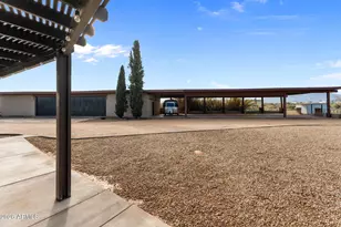 50907 W Iver Rd, Aguila, AZ 85320 - Photo 30
