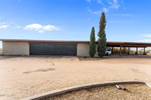 50907 W Iver Rd, Aguila, AZ 85320 - Photo 4