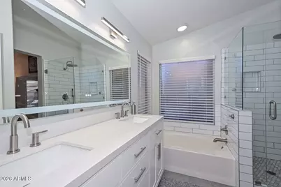 22511 N 74th Lane, Glendale, AZ 85310 - Photo 32