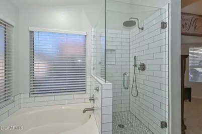 22511 N 74th Lane, Glendale, AZ 85310 - Photo 10