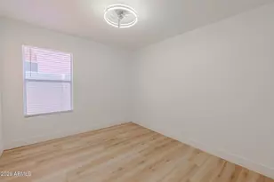 1533 E Windsong Dr, Phoenix, AZ 85048 - Photo 16