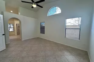 3618 E Goldfinch Gate Ln, Phoenix, AZ 85044 - Photo 6