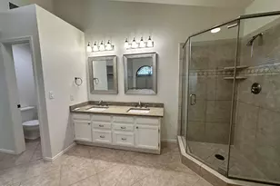 3618 E Goldfinch Gate Ln, Phoenix, AZ 85044 - Photo 8
