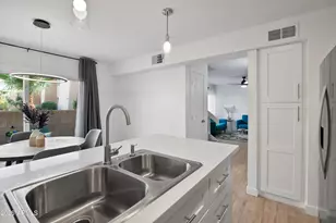 8055 E Thomas Rd, Scottsdale, AZ 85251 - Photo 4