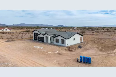 5853 N 425th Avenue, Tonopah, AZ 85354 - Photo 2